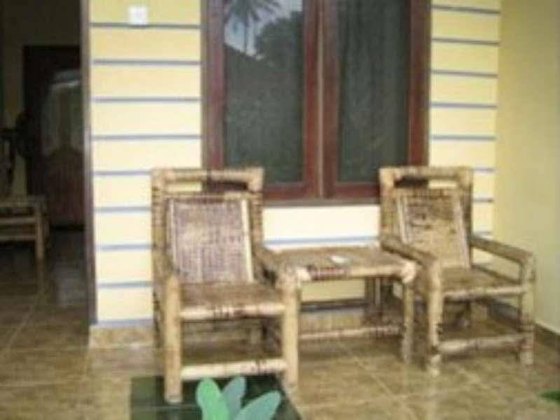 Family Garden Homestay Mangsit Bagian luar foto