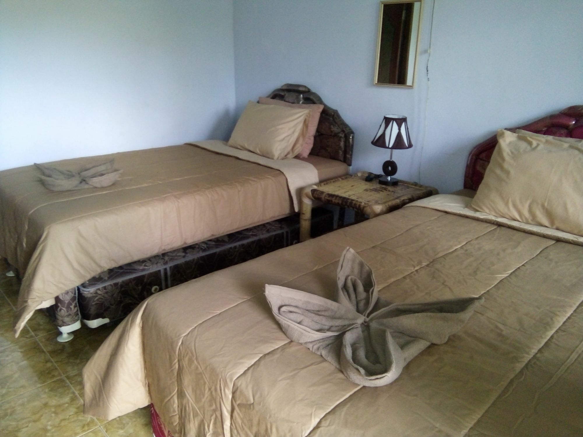 Family Garden Homestay Mangsit Bagian luar foto