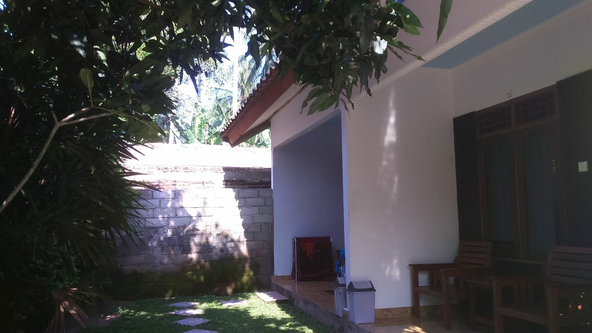 Family Garden Homestay Mangsit Bagian luar foto