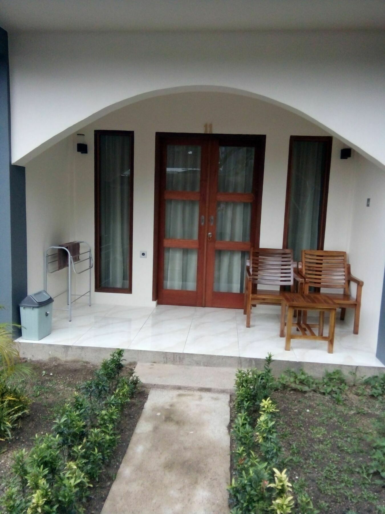 Family Garden Homestay Mangsit Bagian luar foto